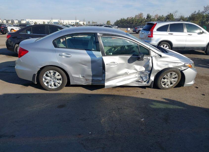 Photo 13 of 2012 Honda Civic LX (VIN 19XFB2F59CE085077)