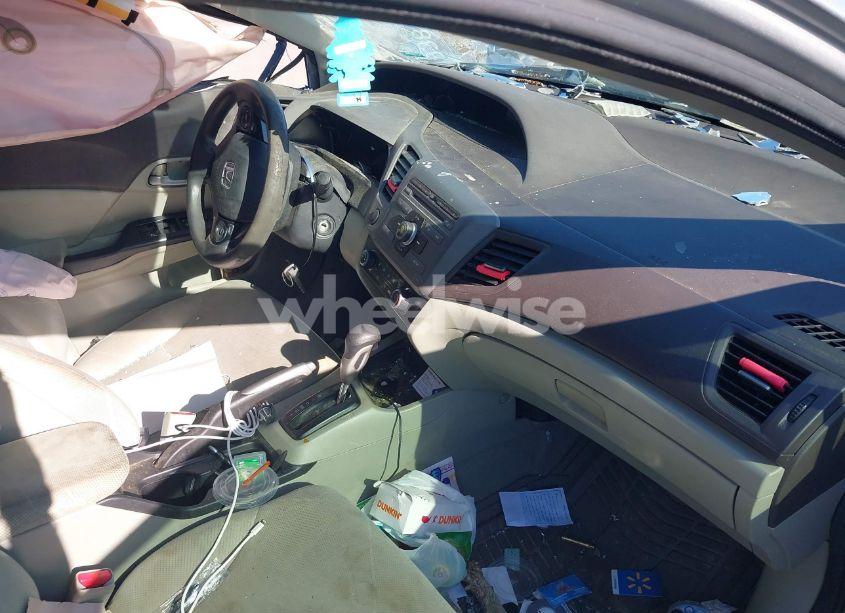 Photo 5 of 2012 Honda Civic SDN LX (VIN 19XFB2F59CE090845)