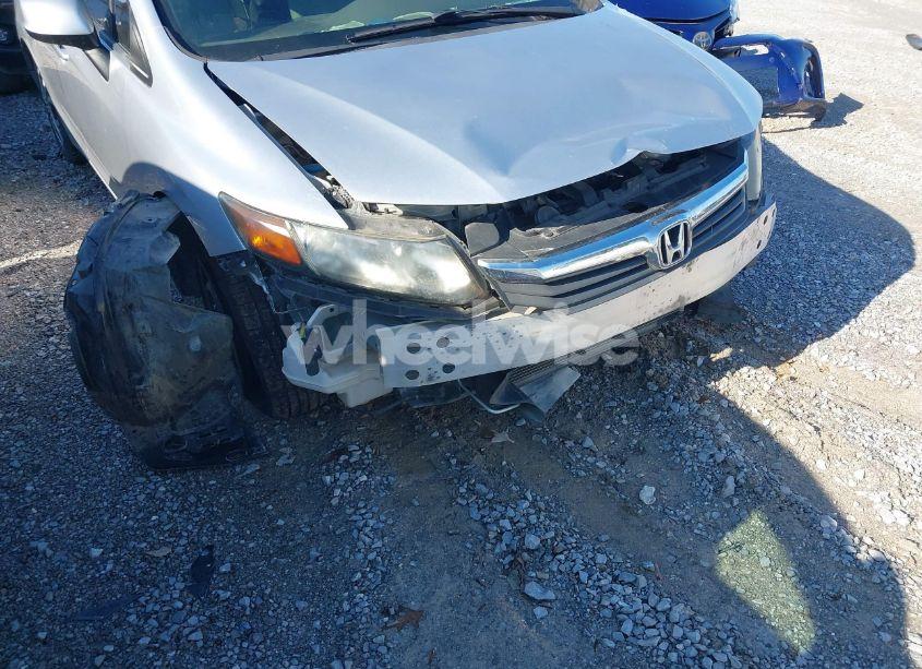 Photo 6 of 2012 Honda Civic SDN LX (VIN 19XFB2F59CE090845)