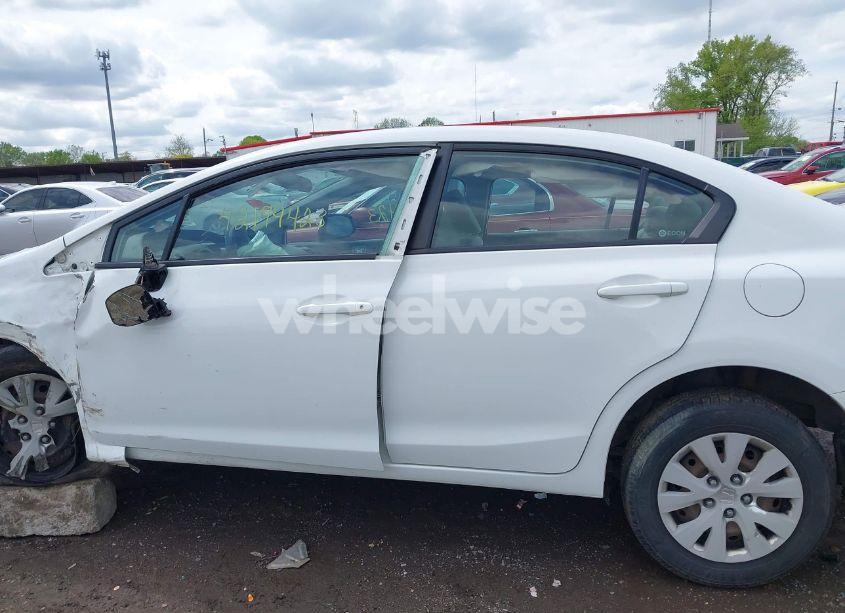 Photo 15 of 2012 Honda Civic LX (VIN 19XFB2F59CE108681)