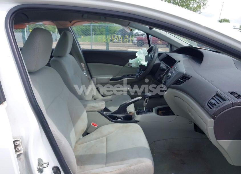 Photo 5 of 2012 Honda Civic LX (VIN 19XFB2F59CE108681)