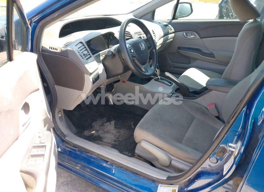 Photo 5 of 2012 Honda Civic LX (VIN 19XFB2F59CE319010)