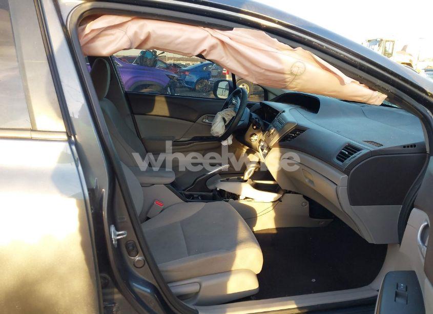 Photo 5 of 2012 Honda Civic SDN LX (VIN 19XFB2F59CE323798)