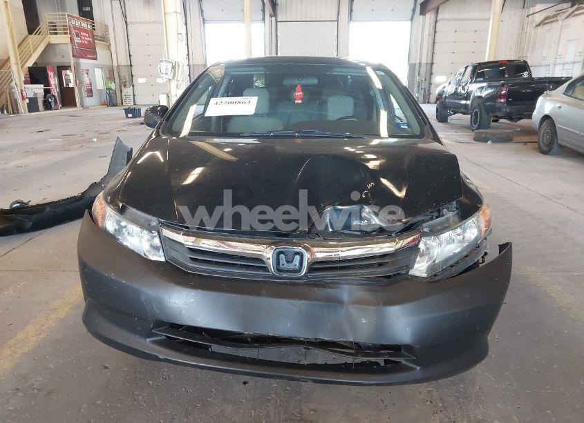 Photo 13 of 2012 Honda Civic LX (VIN 19XFB2F59CE324871)