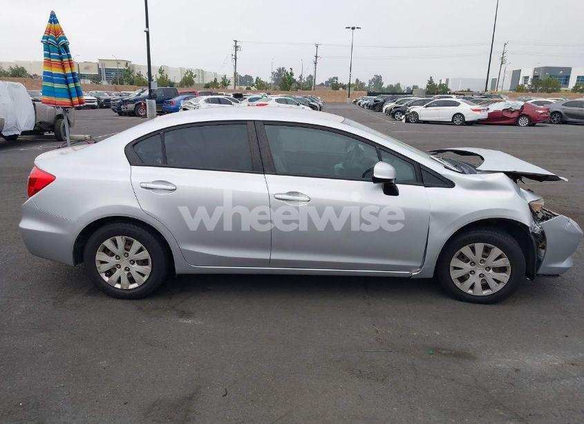 Photo 13 of 2012 Honda Civic LX (VIN 19XFB2F59CE342920)