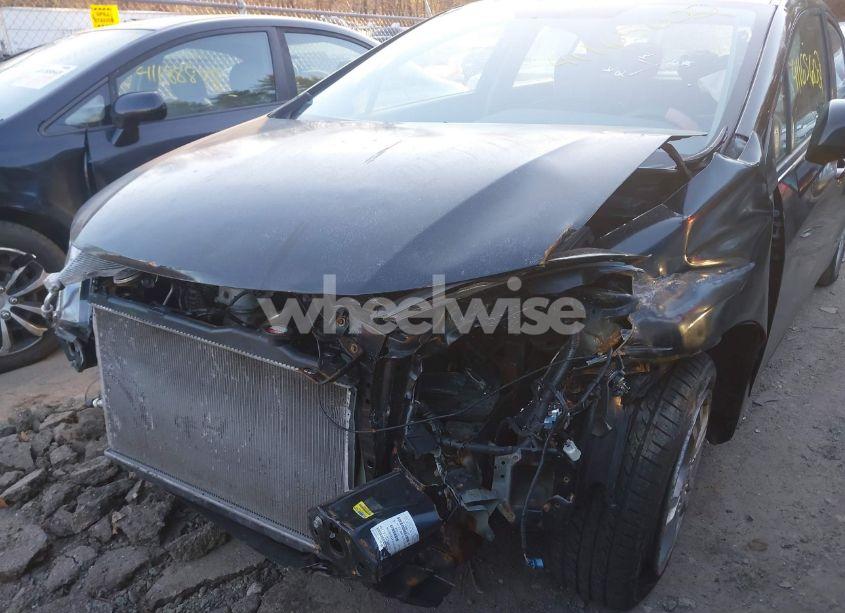 Photo 6 of 2012 Honda Civic SDN LX (VIN 19XFB2F59CE345977)