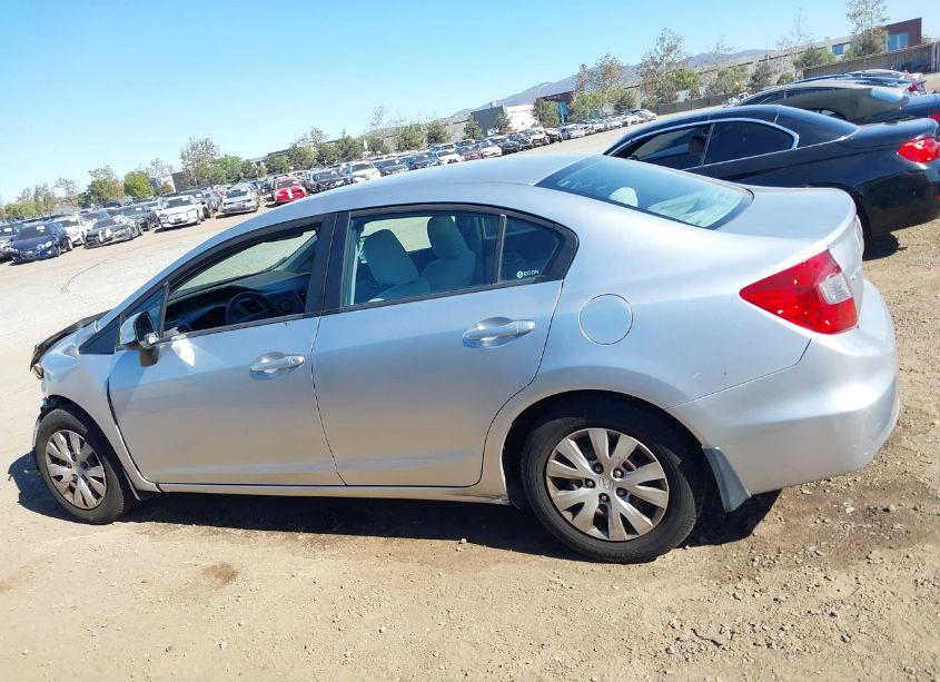 Photo 15 of 2012 Honda Civic LX (VIN 19XFB2F59CE350399)