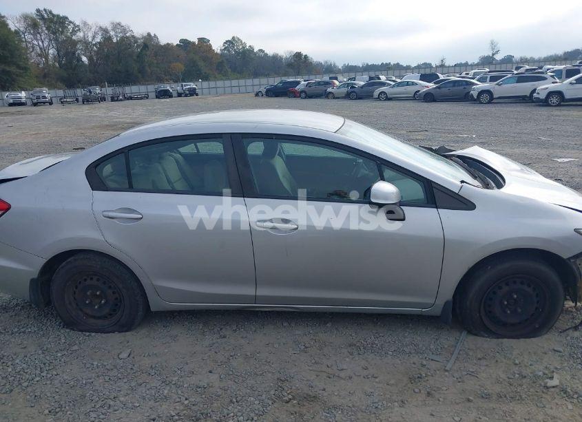 Photo 13 of 2013 Honda Civic LX (VIN 19XFB2F59DE009702)