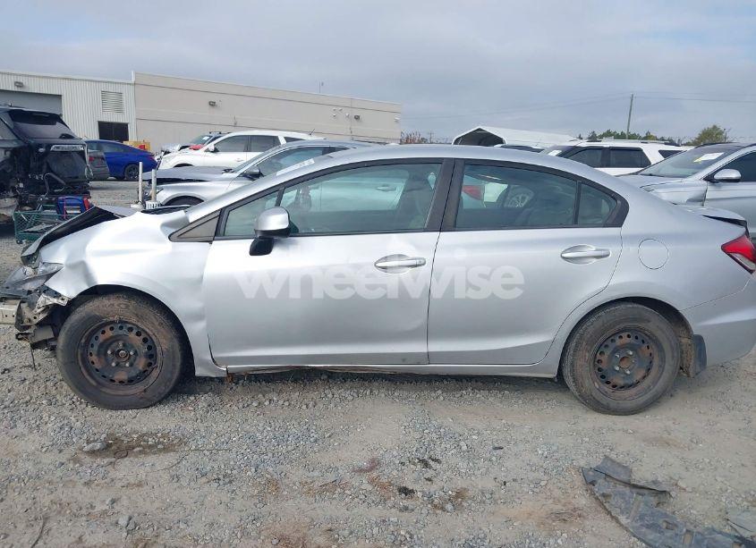 Photo 14 of 2013 Honda Civic LX (VIN 19XFB2F59DE009702)