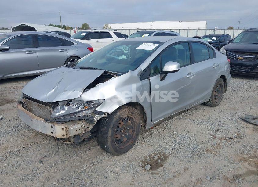 Photo 2 of 2013 Honda Civic LX (VIN 19XFB2F59DE009702)