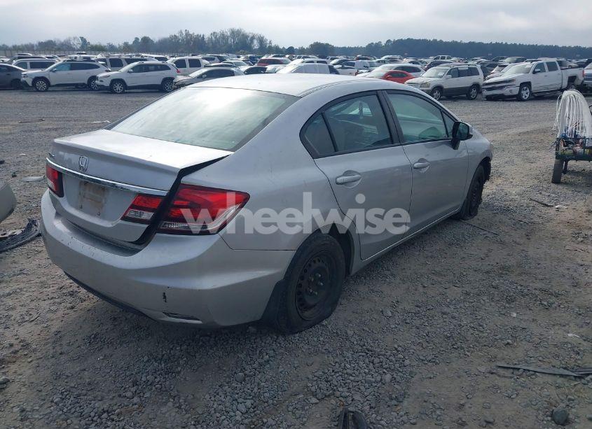 Photo 4 of 2013 Honda Civic LX (VIN 19XFB2F59DE009702)