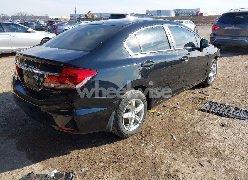 Photo 4 of 2013 Honda Civic LX (VIN 19XFB2F59DE013295)