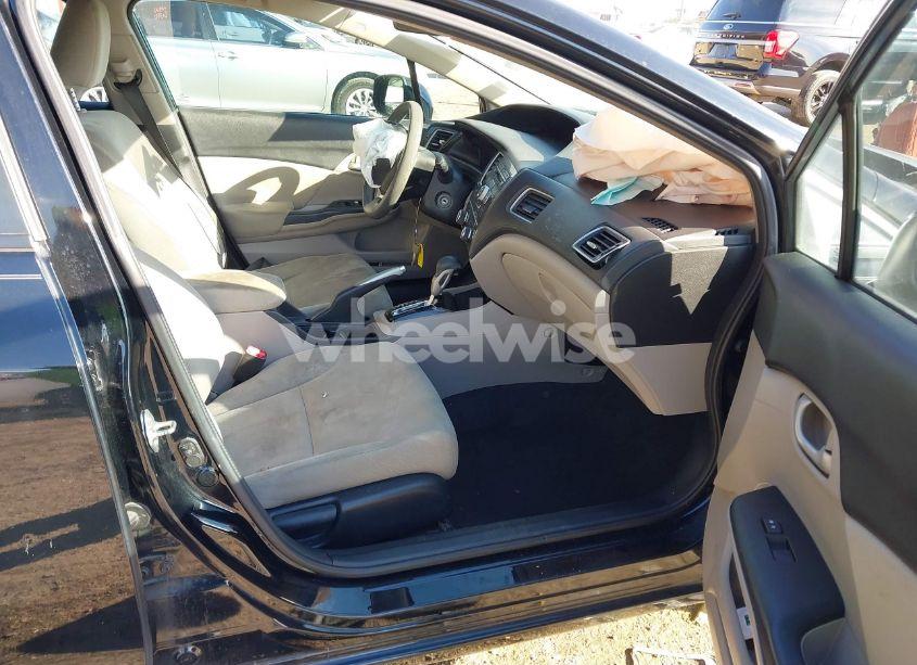 Photo 5 of 2013 Honda Civic LX (VIN 19XFB2F59DE013295)