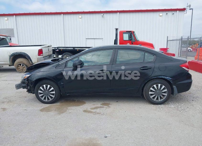 Photo 13 of 2013 Honda Civic LX (VIN 19XFB2F59DE019307)