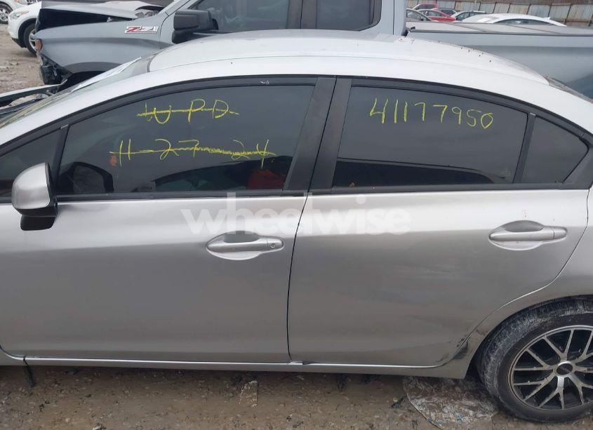 Photo 15 of 2013 Honda Civic LX (VIN 19XFB2F59DE034230)