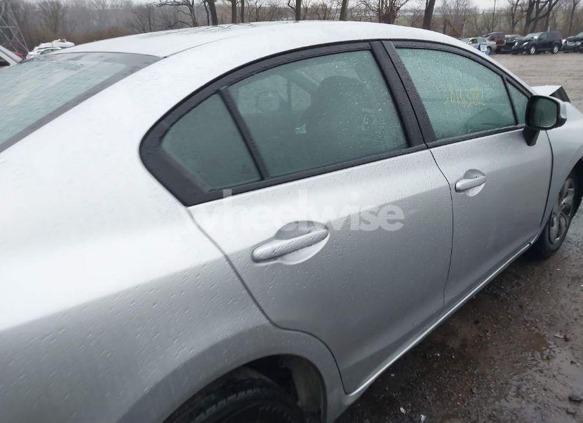 Photo 14 of 2013 Honda Civic LX (VIN 19XFB2F59DE043753)