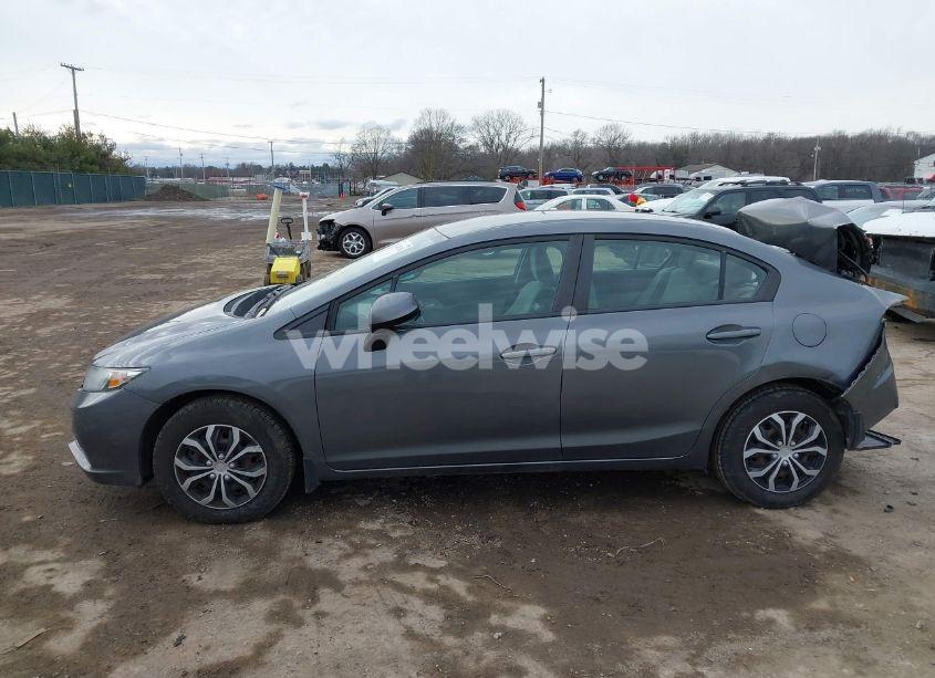 Photo 14 of 2013 Honda Civic LX (VIN 19XFB2F59DE073514)