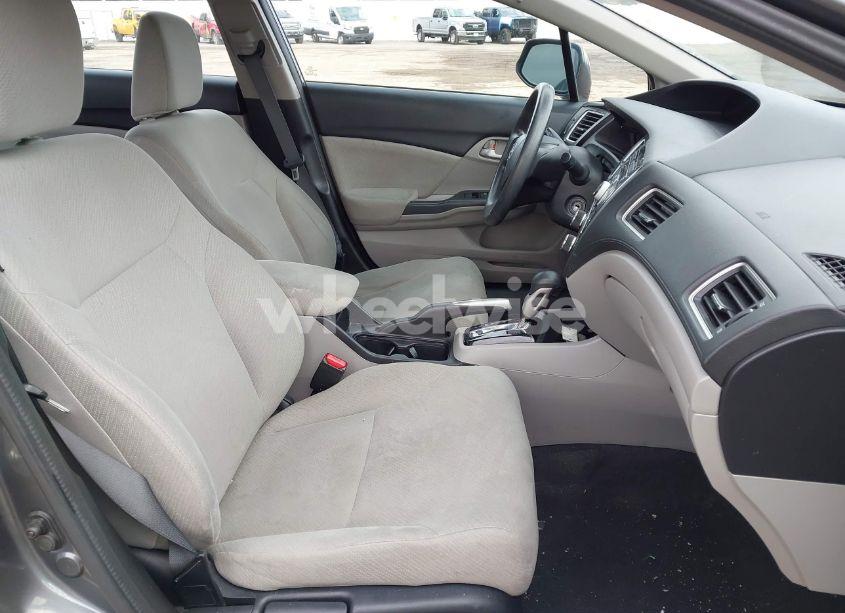 Photo 5 of 2013 Honda Civic LX (VIN 19XFB2F59DE073514)