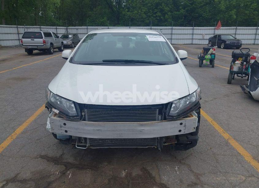 Photo 13 of 2013 Honda Civic LX (VIN 19XFB2F59DE096842)