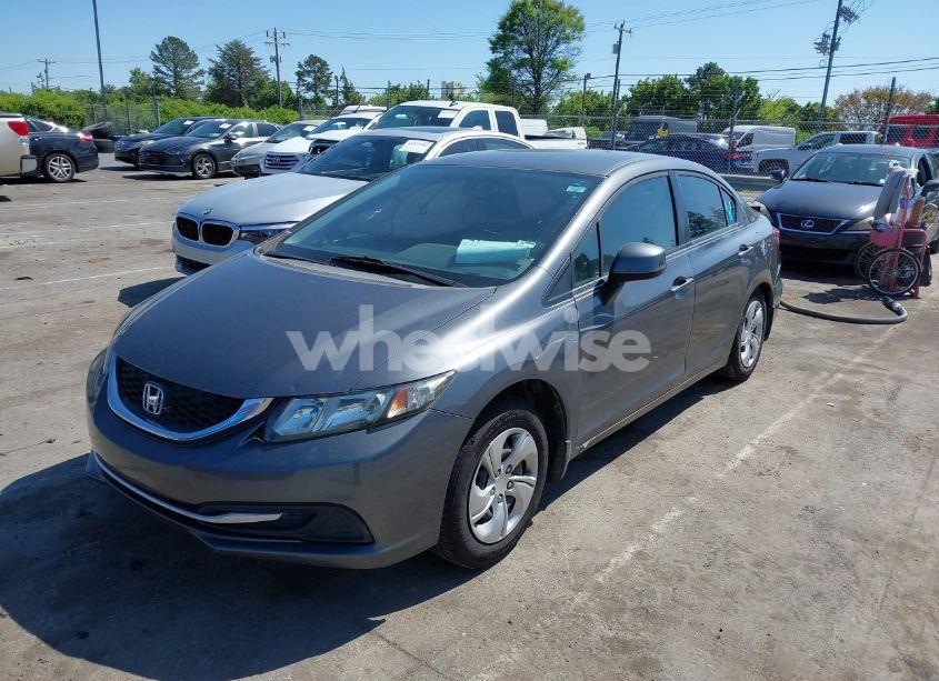 Photo 2 of 2013 Honda Civic LX (VIN 19XFB2F59DE097151)