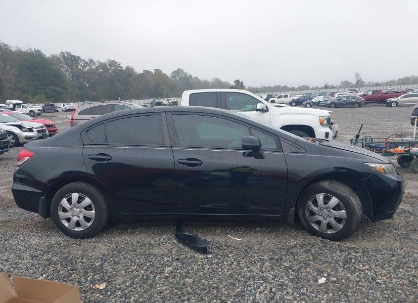 Photo 12 of 2013 Honda Civic LX (VIN 19XFB2F59DE100243)