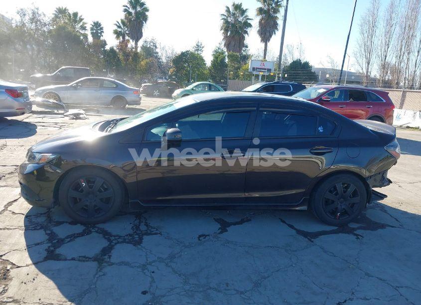 Photo 14 of 2013 Honda Civic LX (VIN 19XFB2F59DE224156)