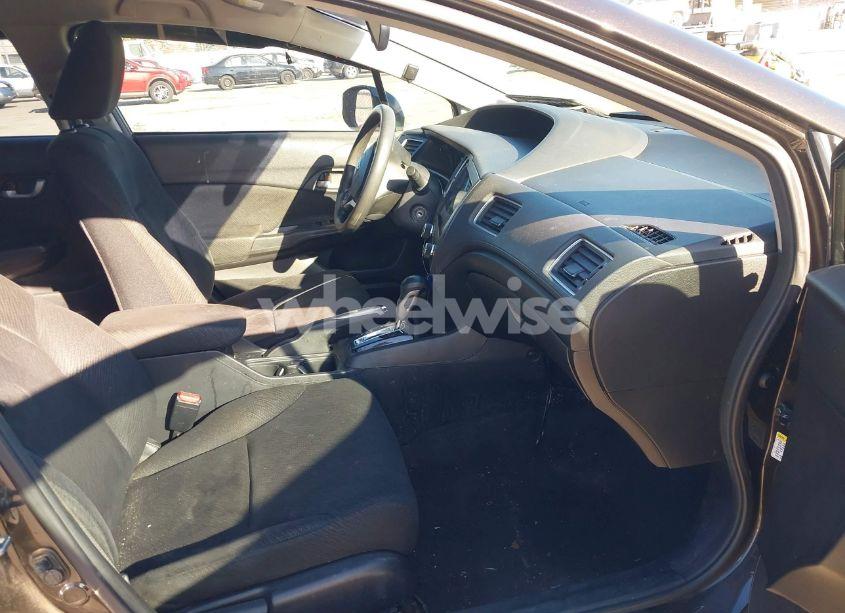 Photo 5 of 2013 Honda Civic LX (VIN 19XFB2F59DE224156)