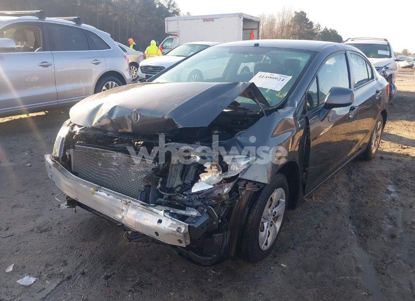 Photo 2 of 2013 Honda Civic LX (VIN 19XFB2F59DE227462)