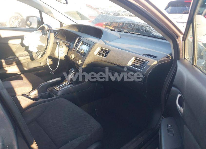 Photo 5 of 2013 Honda Civic LX (VIN 19XFB2F59DE227462)