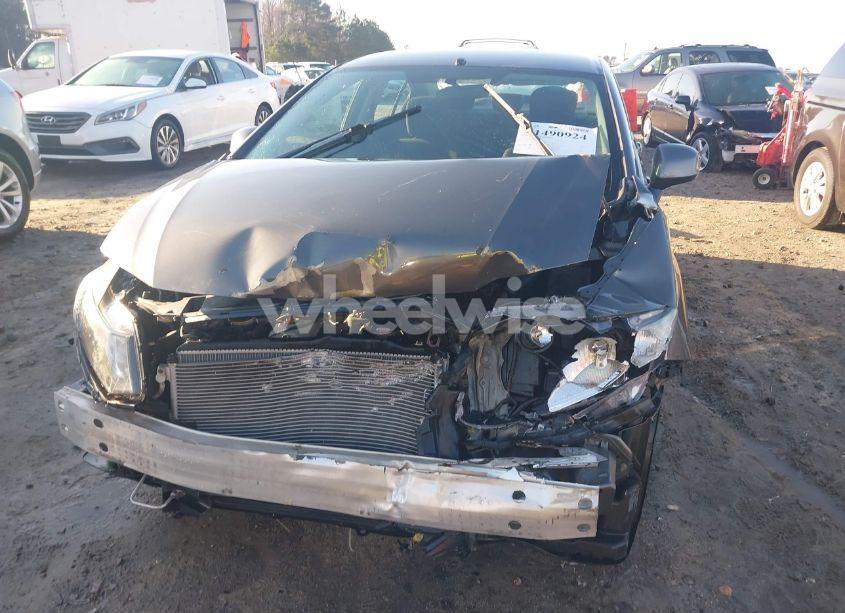 Photo 6 of 2013 Honda Civic LX (VIN 19XFB2F59DE227462)