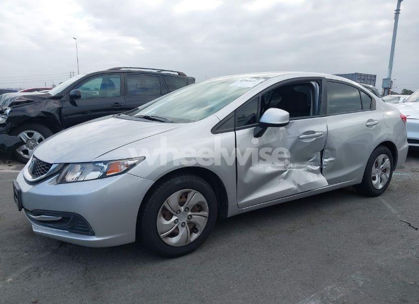 Photo 2 of 2013 Honda Civic LX (VIN 19XFB2F59DE250417)