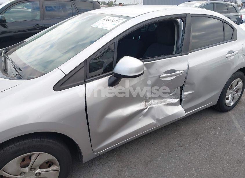 Photo 6 of 2013 Honda Civic LX (VIN 19XFB2F59DE250417)