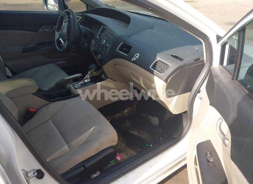 Photo 5 of 2014 Honda Civic LX (VIN 19XFB2F59EE011029)