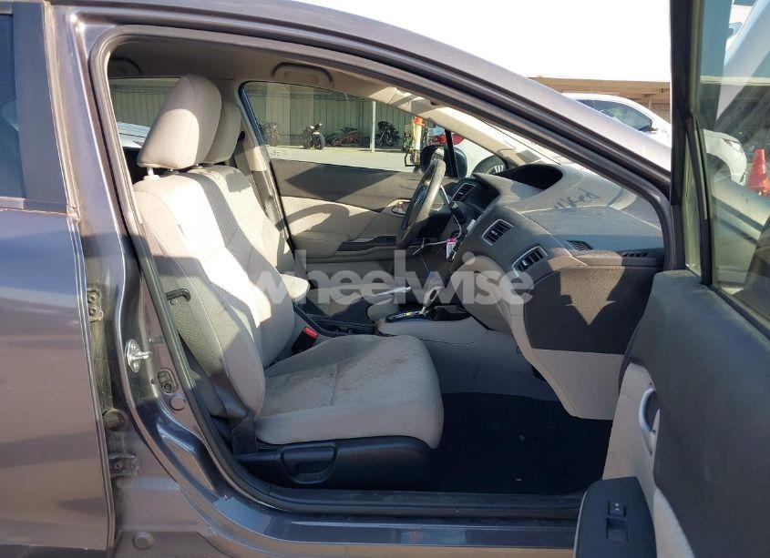 Photo 5 of 2014 Honda Civic LX (VIN 19XFB2F59EE026159)