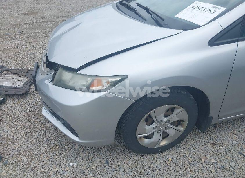 Photo 18 of 2014 Honda Civic LX (VIN 19XFB2F59EE055189)