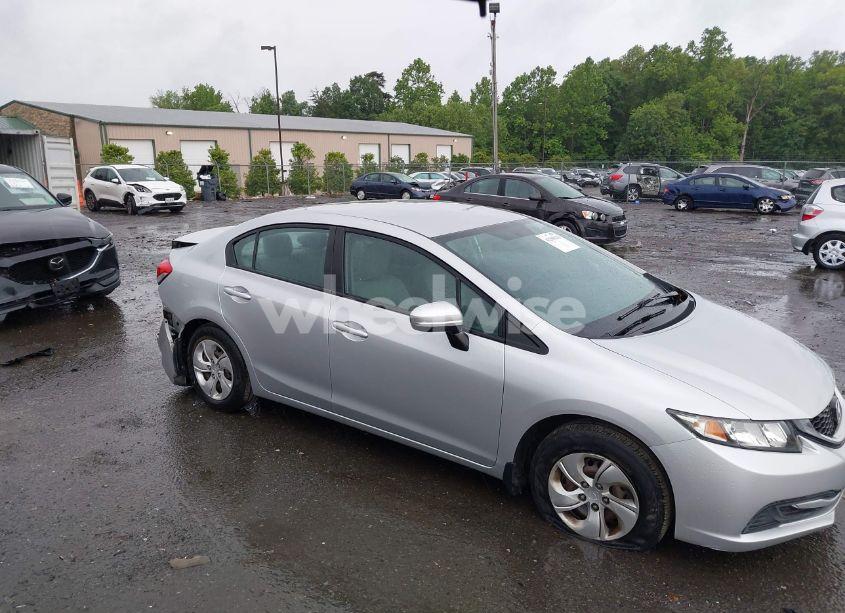 2014 Honda Civic LX (VIN 19XFB2F59EE066922) main photo