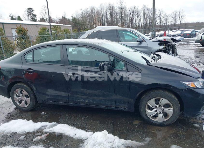 Photo 13 of 2014 Honda Civic LX (VIN 19XFB2F59EE069772)