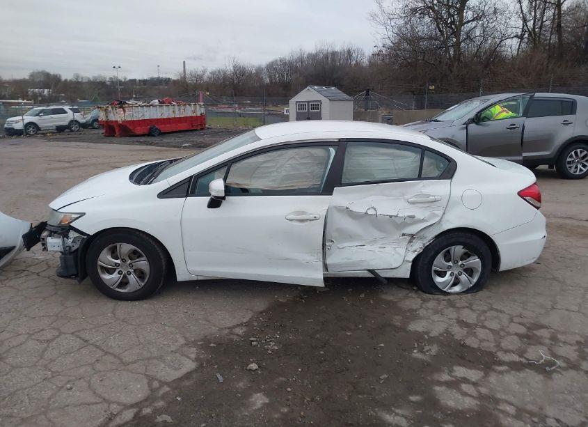 Photo 14 of 2014 Honda Civic LX (VIN 19XFB2F59EE202594)