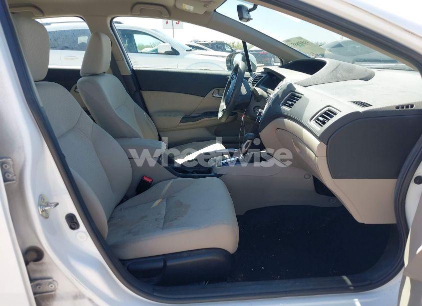 Photo 5 of 2014 Honda Civic LX (VIN 19XFB2F59EE221808)