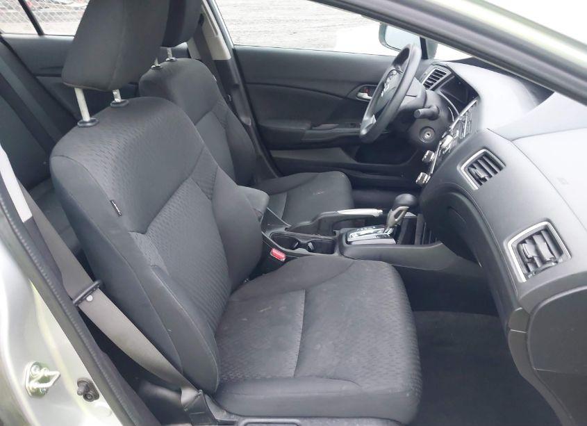 Photo 5 of 2014 Honda Civic LX (VIN 19XFB2F59EE227978)