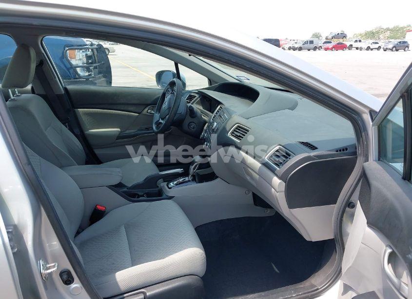 Photo 5 of 2014 Honda Civic LX (VIN 19XFB2F59EE237314)