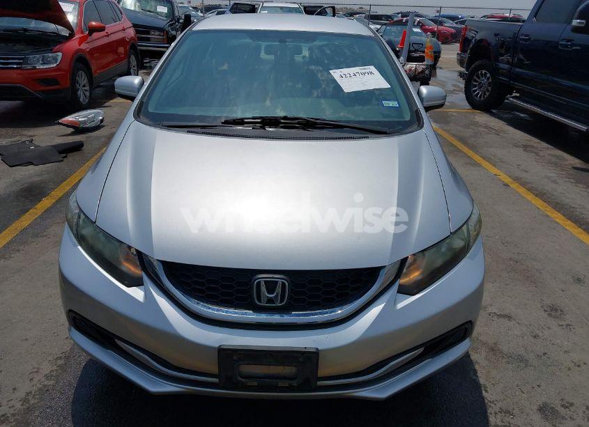 Photo 6 of 2014 Honda Civic LX (VIN 19XFB2F59EE237314)