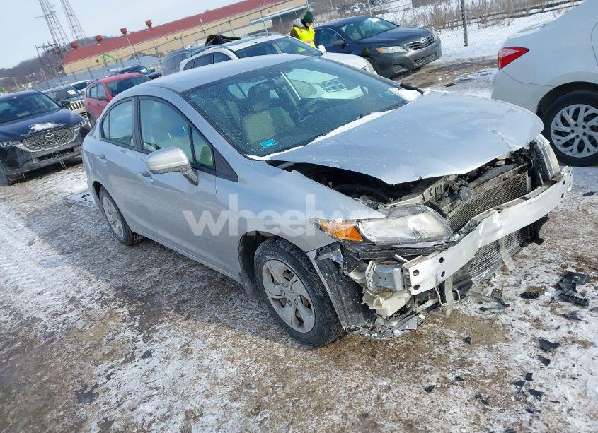 2014 Honda Civic LX (VIN 19XFB2F59EE243517) main photo