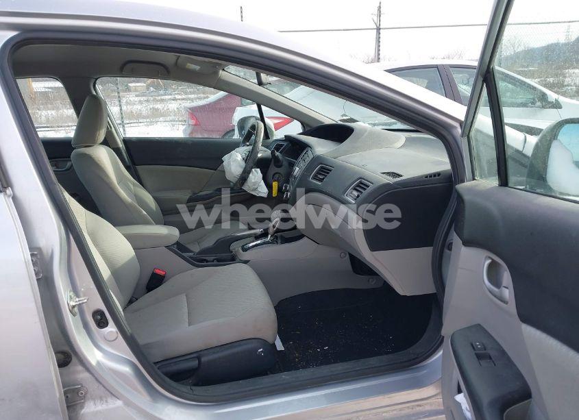 Photo 5 of 2014 Honda Civic LX (VIN 19XFB2F59EE243517)