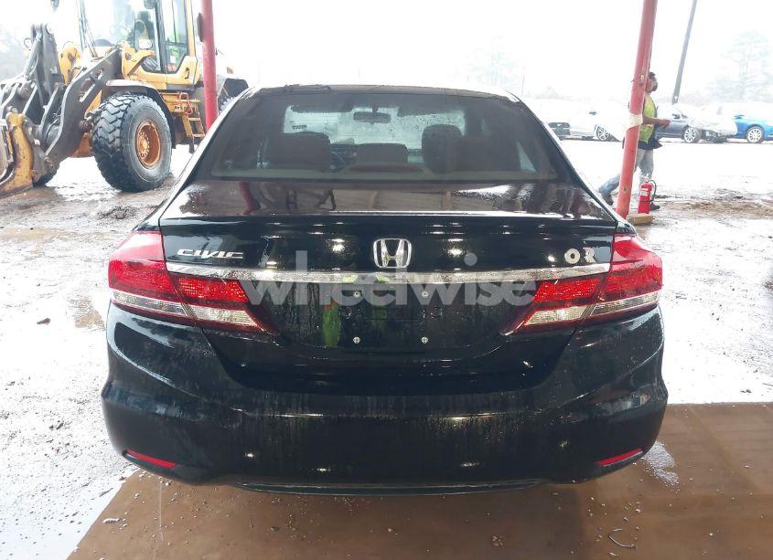 Photo 16 of 2015 Honda Civic LX (VIN 19XFB2F59FE005670)