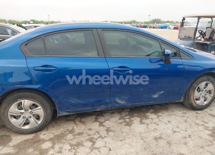 Photo 13 of 2015 Honda Civic LX (VIN 19XFB2F59FE014787)