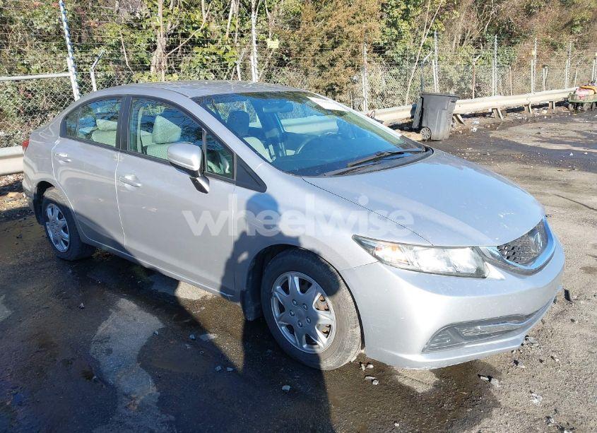 2015 Honda Civic LX (VIN 19XFB2F59FE026339) main photo