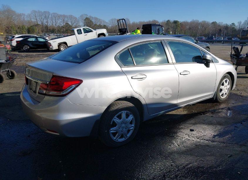 Photo 4 of 2015 Honda Civic LX (VIN 19XFB2F59FE026339)