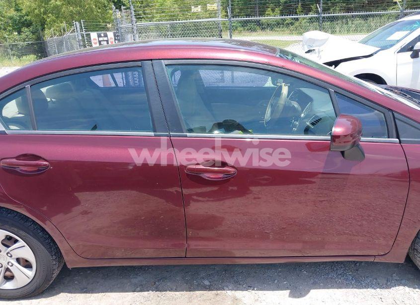 Photo 13 of 2015 Honda Civic LX (VIN 19XFB2F59FE053623)