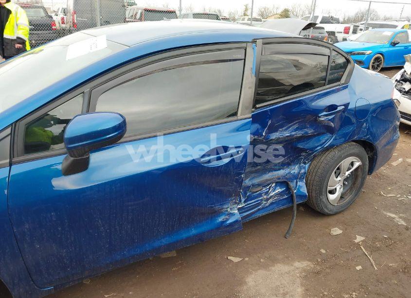 Photo 6 of 2015 Honda Civic LX (VIN 19XFB2F59FE062452)